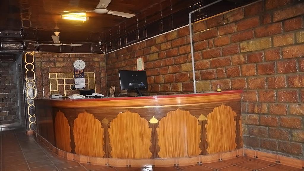 Hotel Sagar Kambam Екстериор снимка